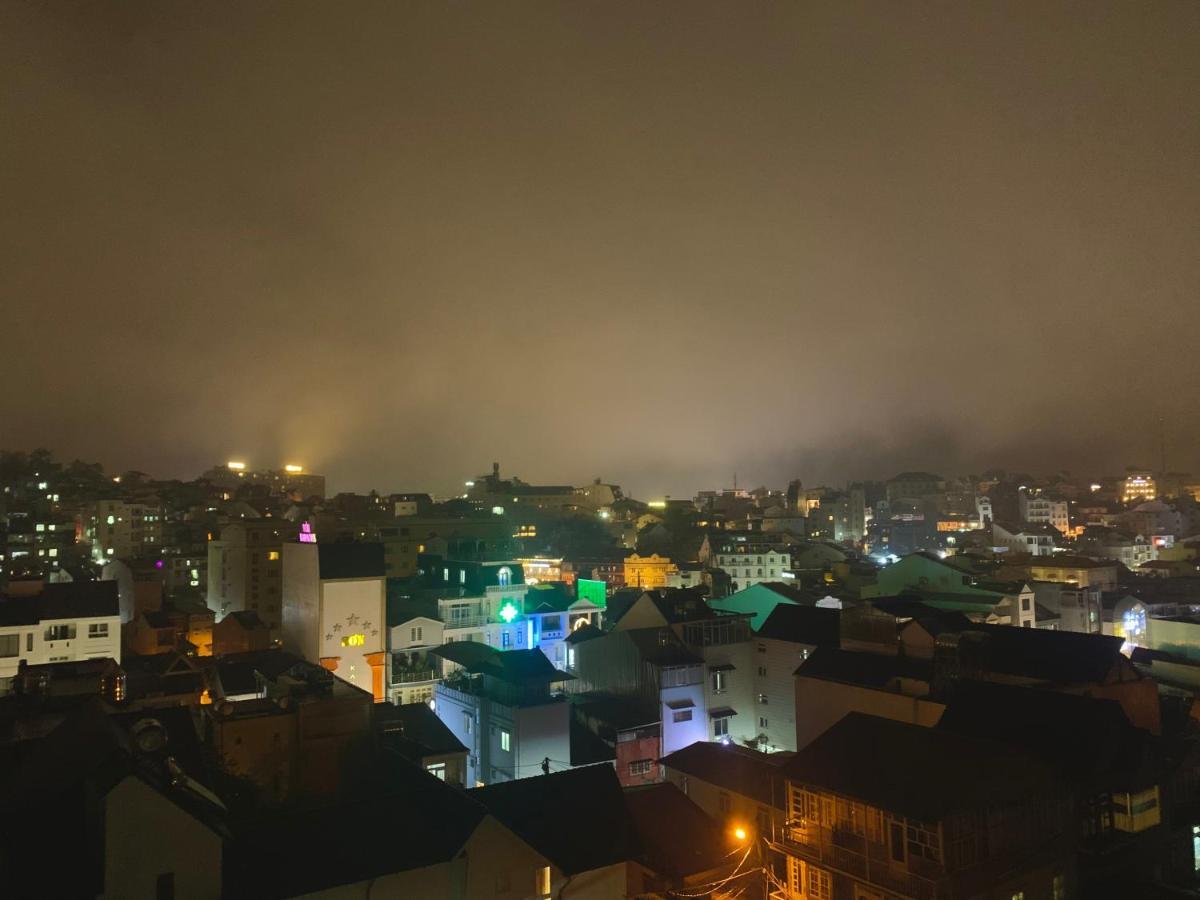 Mi Casa Homestay Далат Экстерьер фото