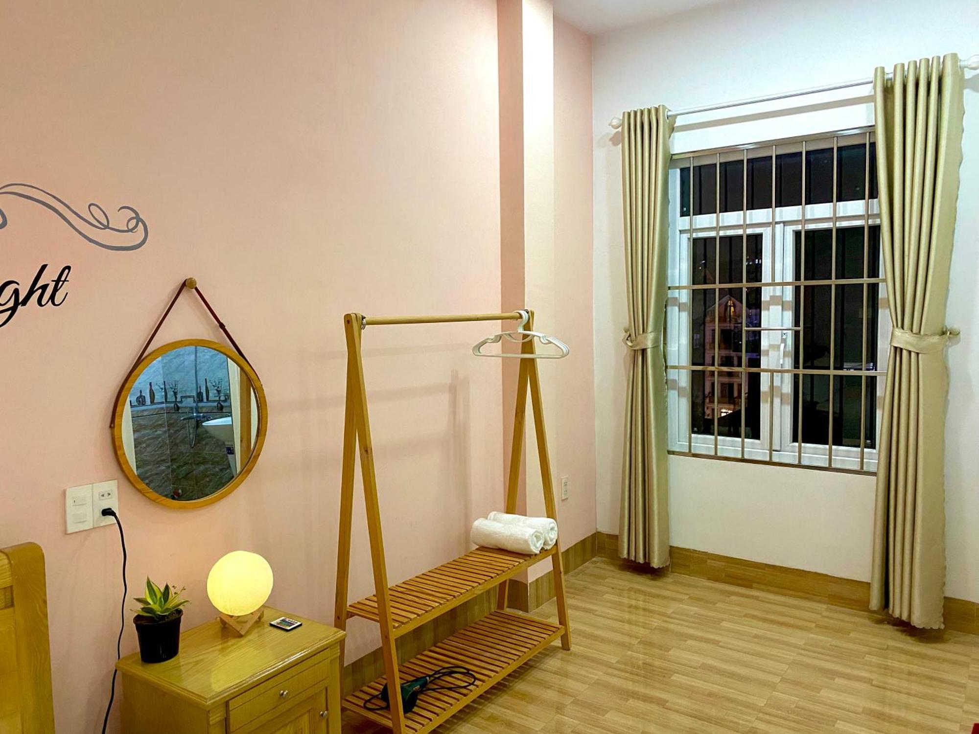 Mi Casa Homestay Далат Экстерьер фото